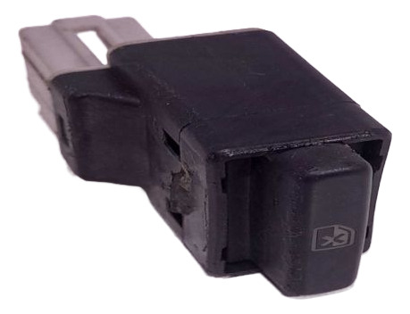 Botão Interruptor Trava Vidros Eletricos Traseiro Fox 2014