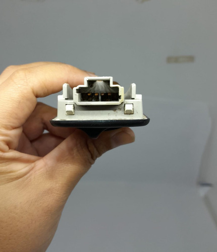 Luz Teto Cortesia Citroen C3 13/17  Peugeot 206 207 05/10