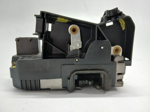 Fechadura Porta Dianteira Esquerda Astra Zafira 1999 A 2012