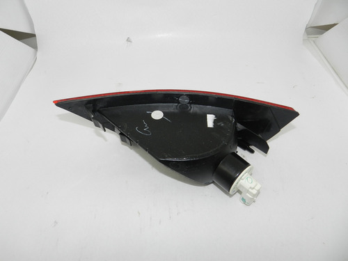 Refletor Olho Gato Traseiro Lado Direito Ford Kuga 12/16
