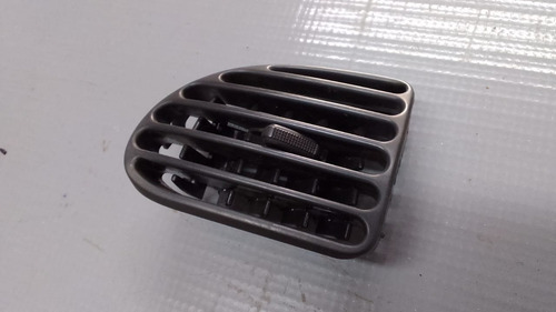 Tela Grade Ar Difusor Painel Lateral Peugeot 206. 23483