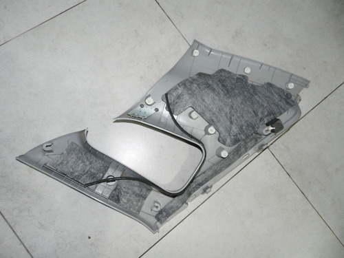 Acabamento Coluna Traseira Esquerda Hyundai Tucson 08/16