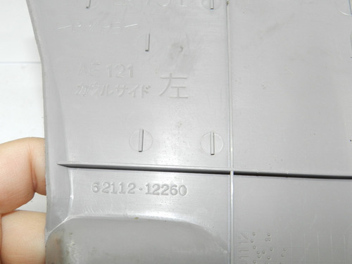 Acabamento Soleira Dianteira Esquerda Toyota Corolla 98 A 02