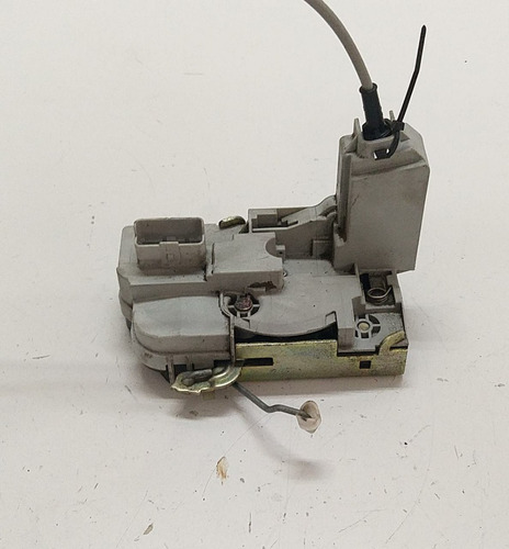 Fechadura Elétrica Dianteira Direita Peugeot 307 2007 A 2013