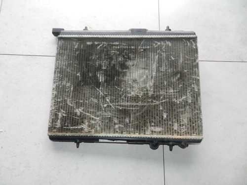 Radiador Água Sem Ar Peugeot 206 1.0 1.4 02/11 Com Detalhe