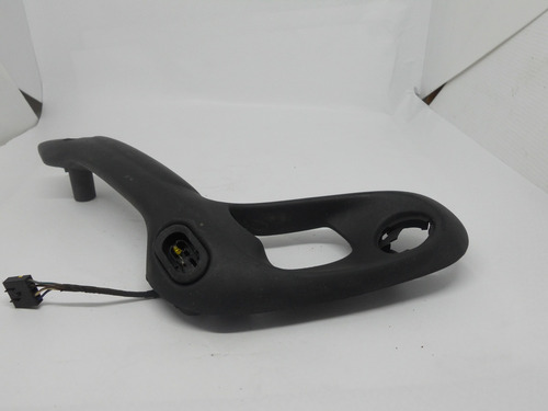 Puxador Porta Traseira Direita Gm Vectra 97 A 2005 C Detalhe