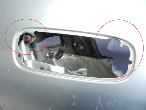 Porta Traseira Direita Toyota Corolla Xei 98/02 Com Detalhe