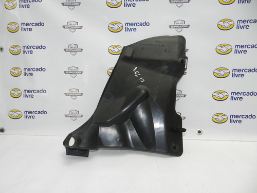 Acabamento Lateral Churrasqueira C180k C320 W203 2000 A 2006