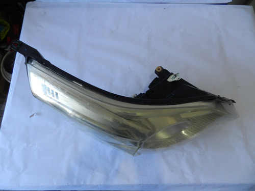 Farol Direito Gm Agile Montana 09/19 Com Detalhe 46200748