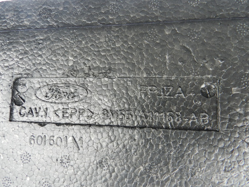 Isopor Lado Direito Porta-malas Ford Focus Hatch 08/12