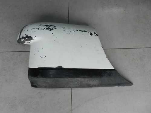 Polaina Traseira Esquerda Fiat Doblo 2002 A 2009 Com Detalhe