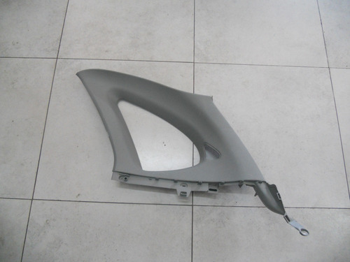 Acabamento Coluna Porta Malas Direito Renault Scenic 00 A 06