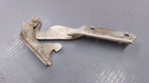 Dobradiça Braço Esquerdo Capô Fiat Palio Strada Siena  23760