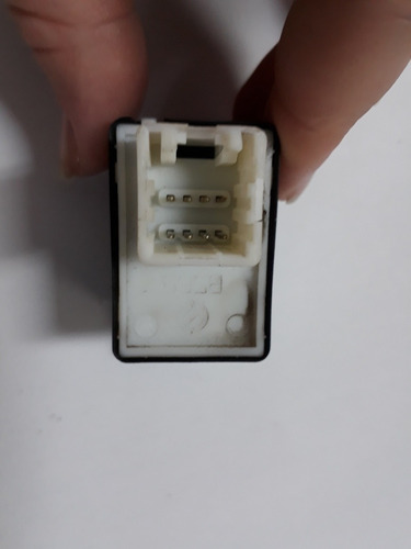 Botão Comando Retrov Elétrico Fiat Strada/punto 10368 16423*