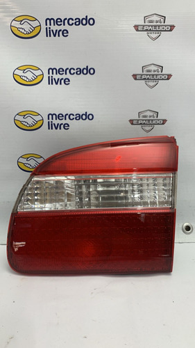 Lanterna Tampa Traseira Direita Corolla 1998 A 2002 Detalhes