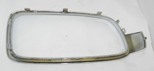 Grade Dianteira Lado Esquerdo Bmw 320 2012 A 2018 18801310