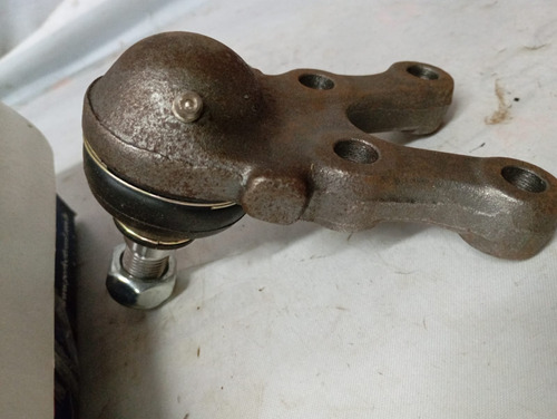Pivo Da Bandeja Inferior Le  L200 Pajero  2003/..  26094