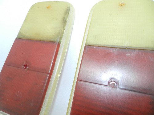 Par Lente Lanterna Traseira Paralela Vw Kombi 74/14 Detalhe
