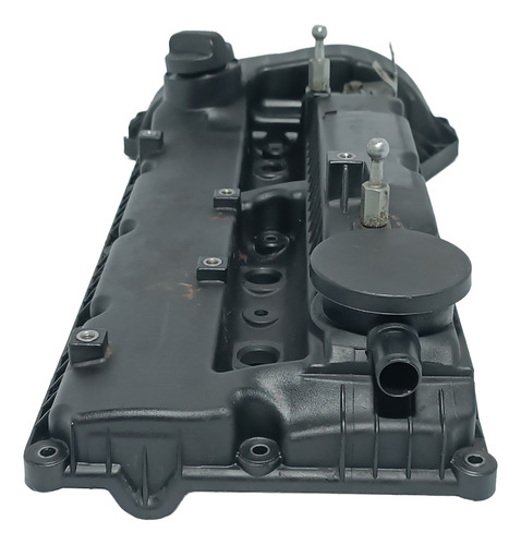 Tampa De Valvulas Ssangyong Korando 2.0 Diesel Detalhe