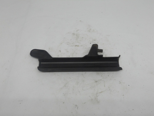 Suporte Puxador Traseira Esquerdo Fiat Siena 2005 A 2013