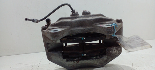 Pinça Dianteira Esquerda Toyota Hilux  2006/15 (r)