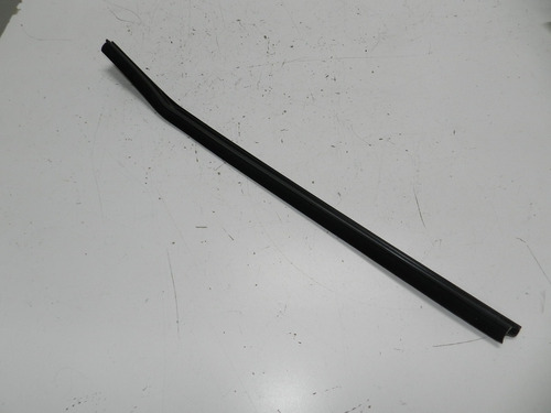 Pestana Borracha Interna Porta Diant Ld Corsa Sedan 00/17