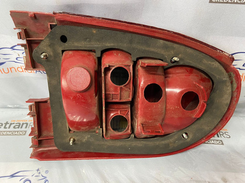 Lanterna Traseira Direita Volkswagen Gol G3 99/05 18249 C11