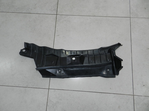 Defletor Lado Direito Churrasqueira Gm Corsa 96/11 93268364