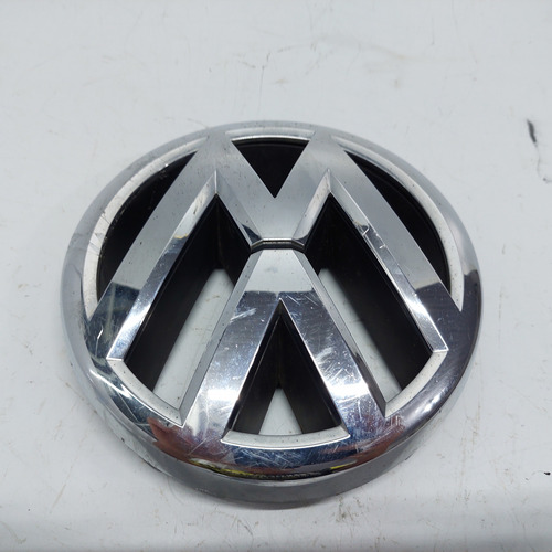 Emblema Da Grade Frontal Volkswagen Tiguan Ano 2012 A 2016