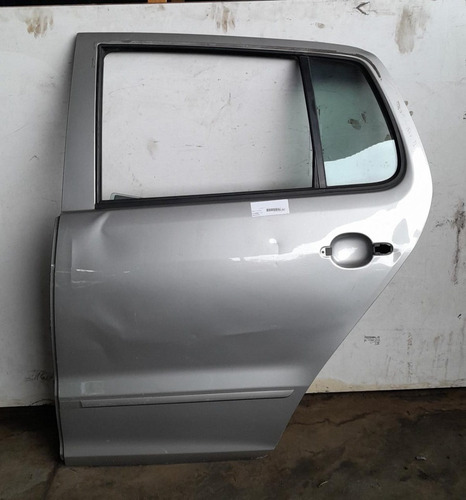 Porta Traseira Esquerda Prata Vw Fox 2012 Com Detalhes