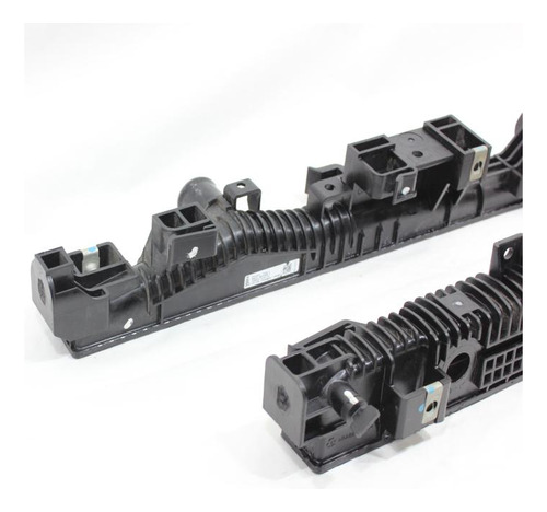 Suporte Lateral Radiador (par) Tracker 20/23 Usado (930)