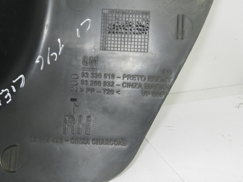 Moldura Acabamento Soleira Direito Gm Celta 01/14 93330818