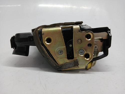Fechadura Dianteira Esquerda Corolla 03 A 08 Hilux 2005 A 15