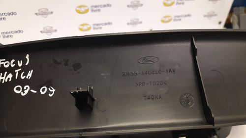 Acabamento Central Porta-malas Ford Focus Hatch 03/09
