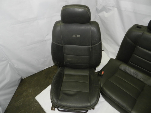 Jogo De Bancos Couro Cinza Escuro Linha Chevrolet 93322897