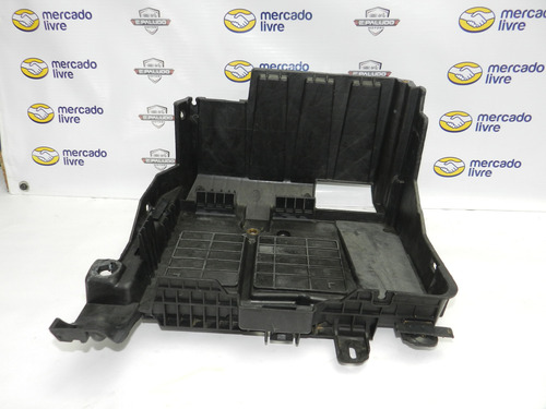 Suporte Caixa Bateria Renault Megane 06/13 Com Detalhe