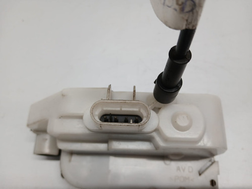 Fechadura Da Porta Dianteira Direita Citroen C3 2003 A 2012