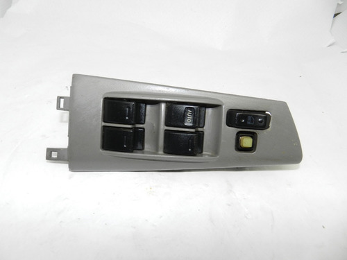 Moldura Botões Comandos Toyota Corolla 03/08 Com Detalhe