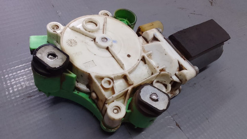 Máquina De Vidro Traseira Esquerda Fox 2008 A 2015. 23317