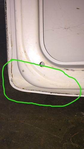 Tampa Traseira Porta-malas Suporte Vw Kombi 94/97 Detalhes