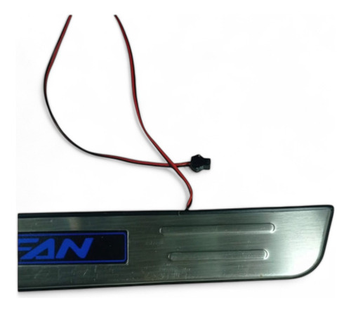 Soleira Interna Dianteira Lado Direito Lifan X60 2015