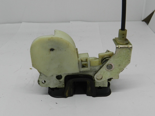 Fechadura Direita Gm Celta 2001 A 2004 2 Portas 93261198