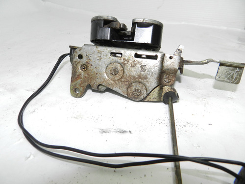 Fechadura Manual Traseira Esquerda Fiat Elba Uno 95/02