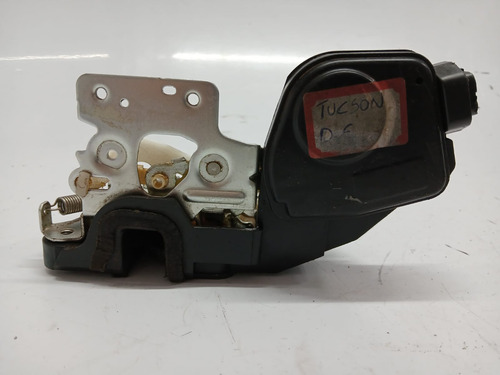 Fechadura Porta Dianteira Esquerda Hyundai Tucson 2005 A 17