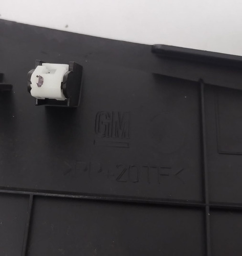 Moldura Inferior Painel Gm Omega Cd Fittipaldi 2008 A 2012