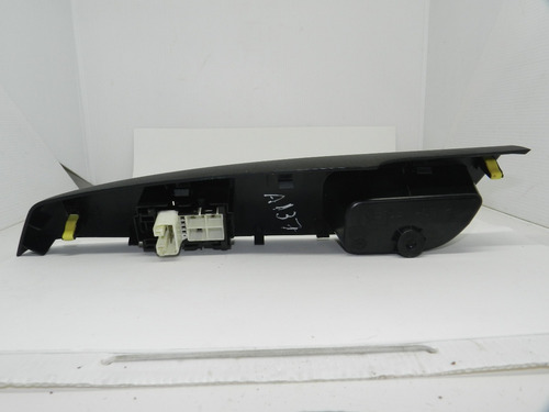 Comando Vidro Dianteiro Direito Toyota Etios 2012 A 2015