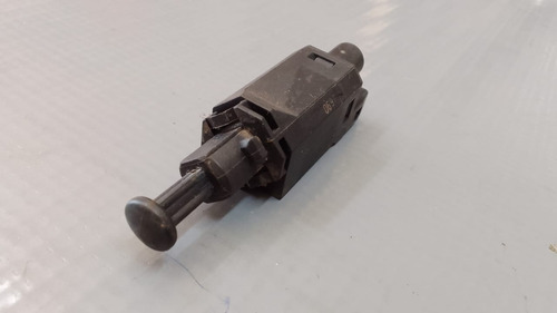 Interruptor Pedal Freio Golf Gol Santana Parati   23878