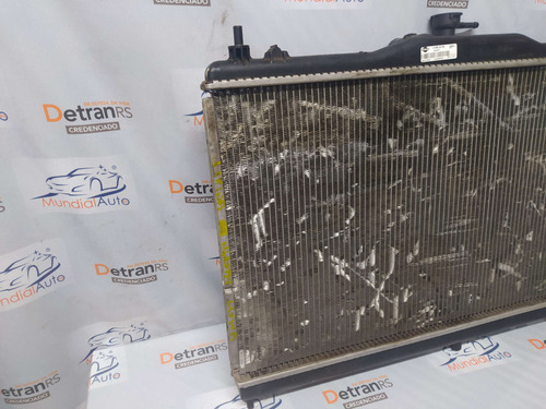 Radiador De Água Nissan Livina Tiida 21460az70a  11379