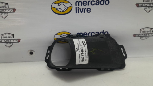 Moldura Grade Farol Milha Lado Direito Gm S10 12/16 94716663