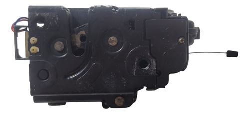 Fechadura Dianteira Direita Vw Passat/ 1999 (al) Adl Cxa 512